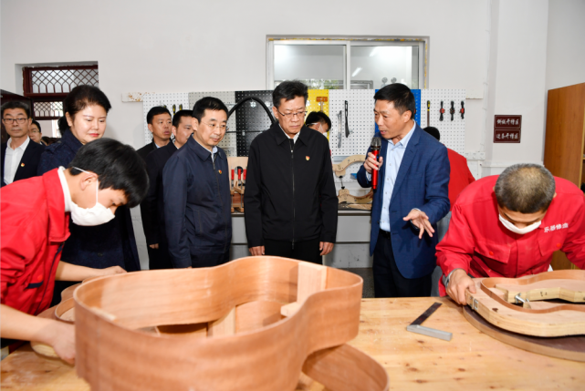 珠海市黨政代表團(tuán)赴遵義考察，深化東西部協(xié)作共促職業(yè)教育發(fā)展